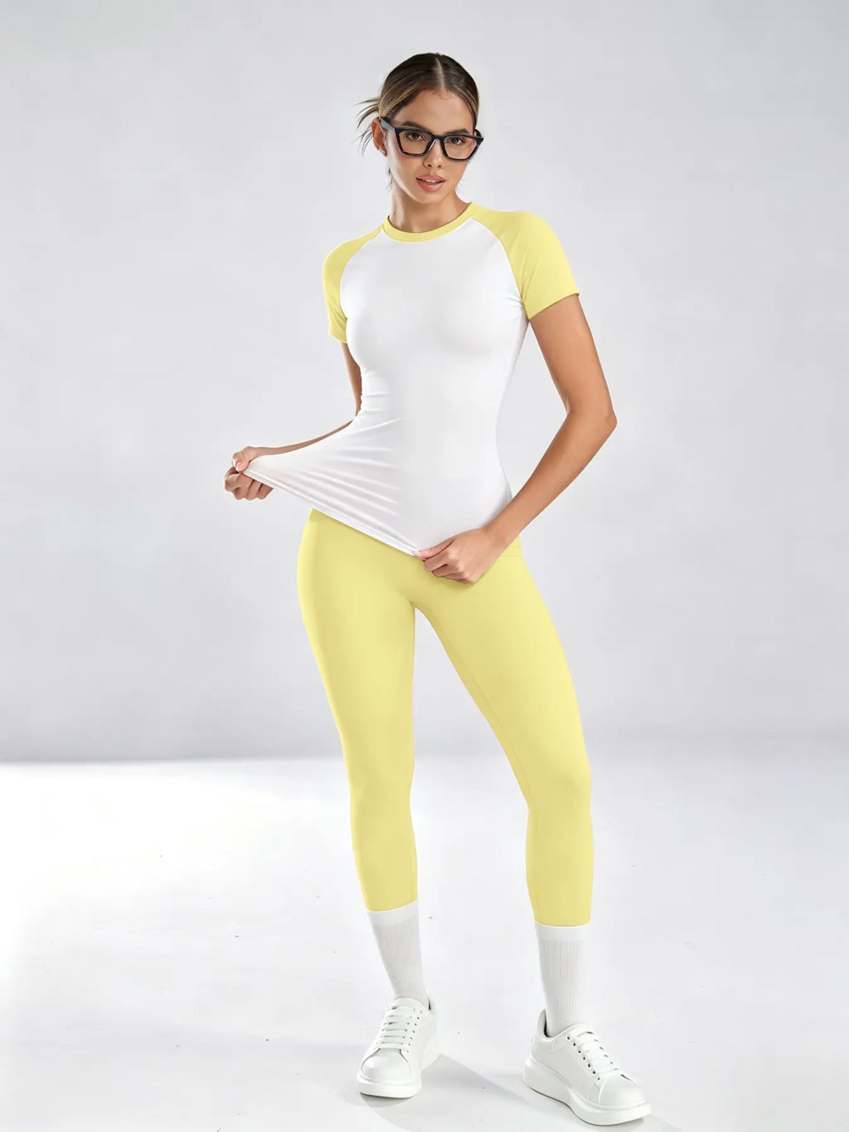 Women'S Sportswear Set, High Stretch Activewear, Yoga Sports Clothing, Slim-Fit round Neck Short Sleeves & High-Waisted Yoga Pants, Ideal for Gym Running Outdoor Activities